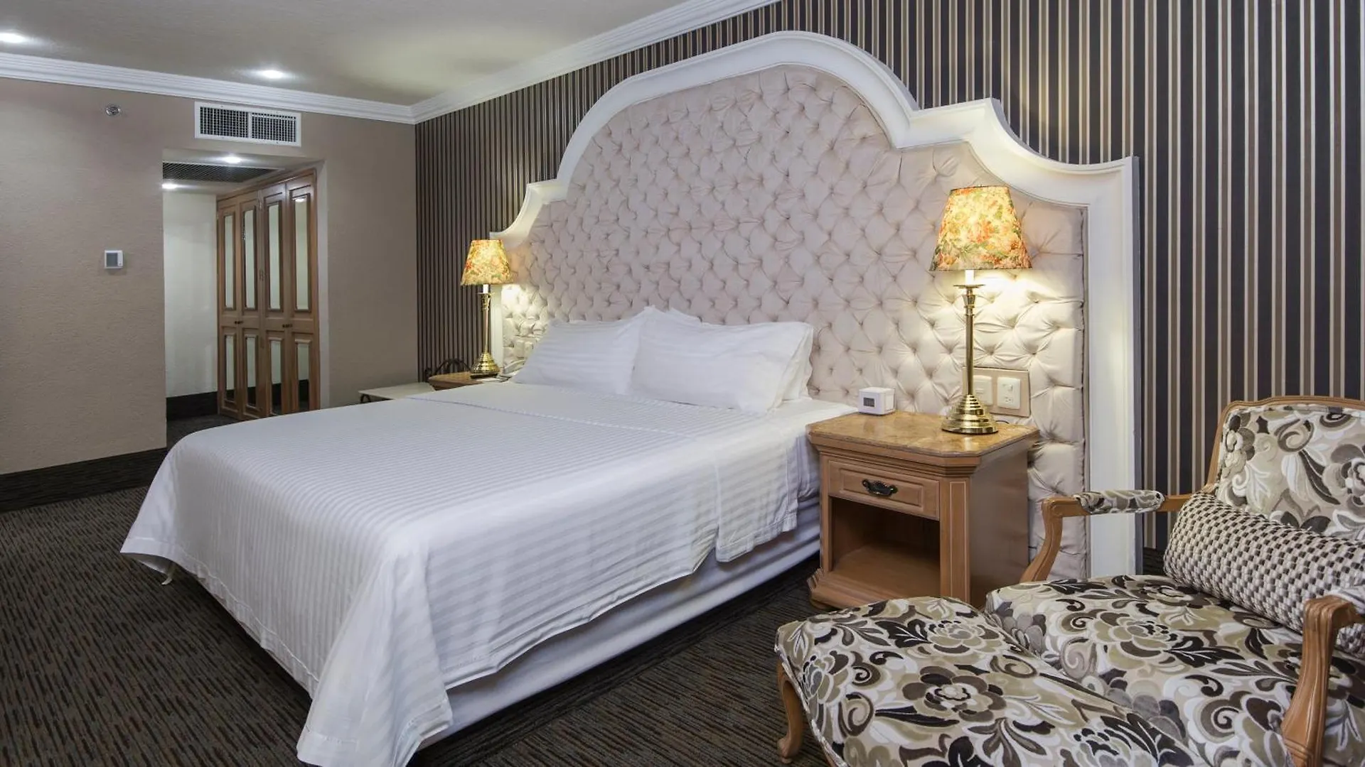 Holiday Inn Queretaro Centro Historico By Ihg